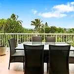 Comfortable & Stylish With Rooftop Spa