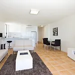 Fairshore 28 Beachfront Escape
