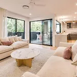 Essence Peregian Beach Resort - Wallum 4 Bedroom Luxury Home