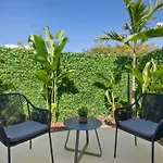 Family & Pet-Friendly Luxury Near Hastings St