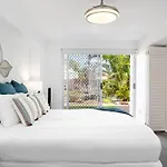Hotel Laguna