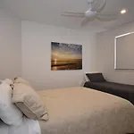 The Shae Luka - Private Apartment