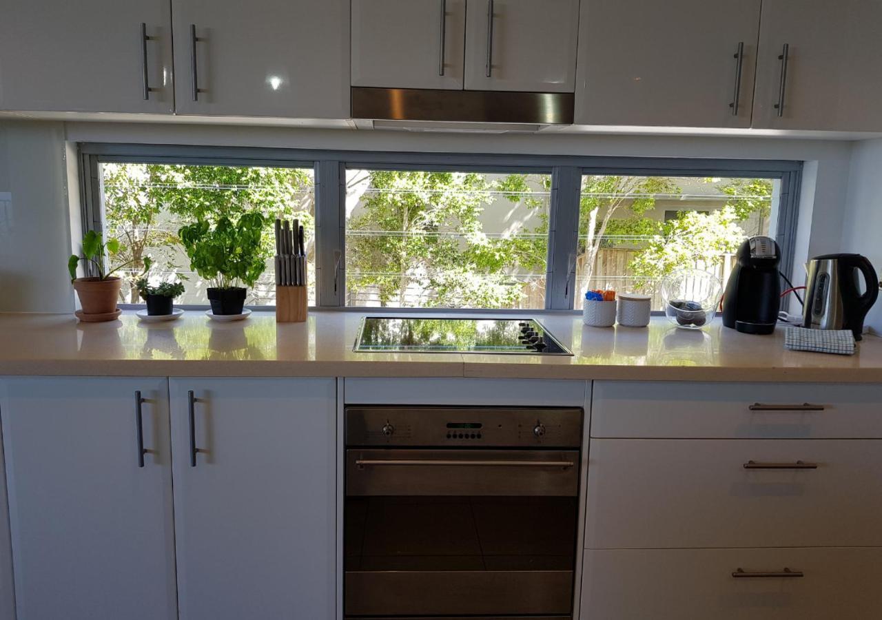 Retreat - 3 Bedroom Family - Wifi - Netflix - 2 Cars Sunshine Beach