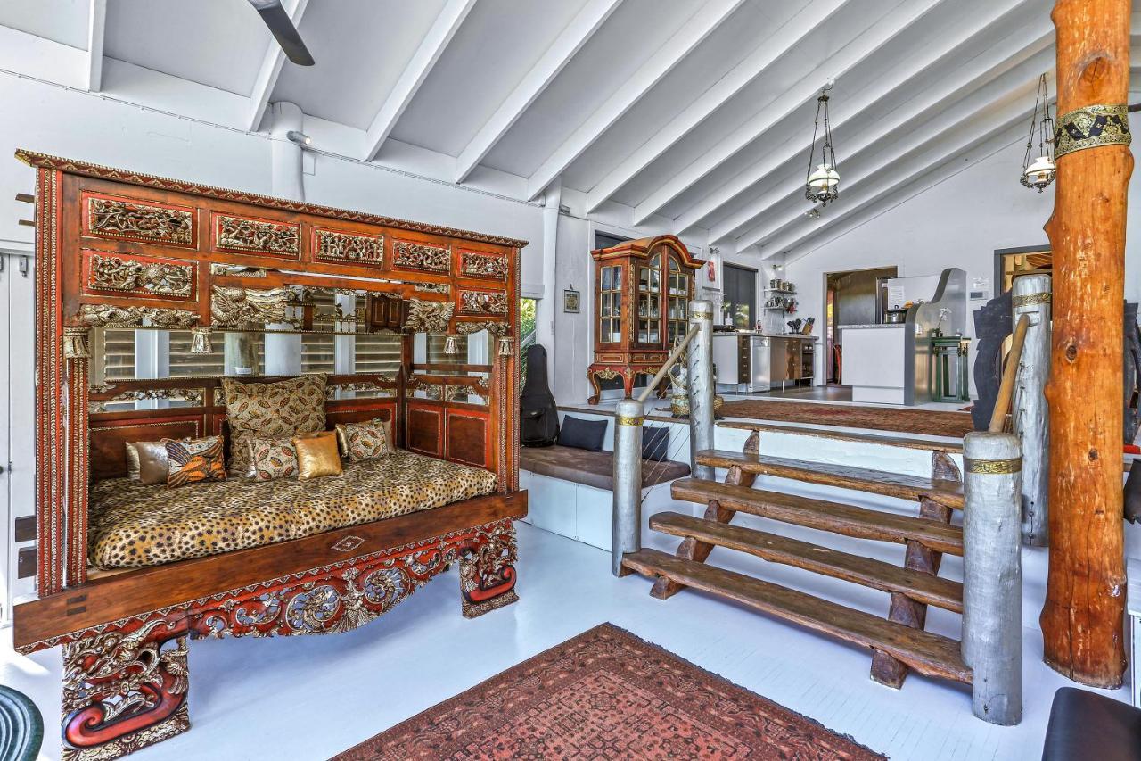 Balinese House, Sunshine Holiday home