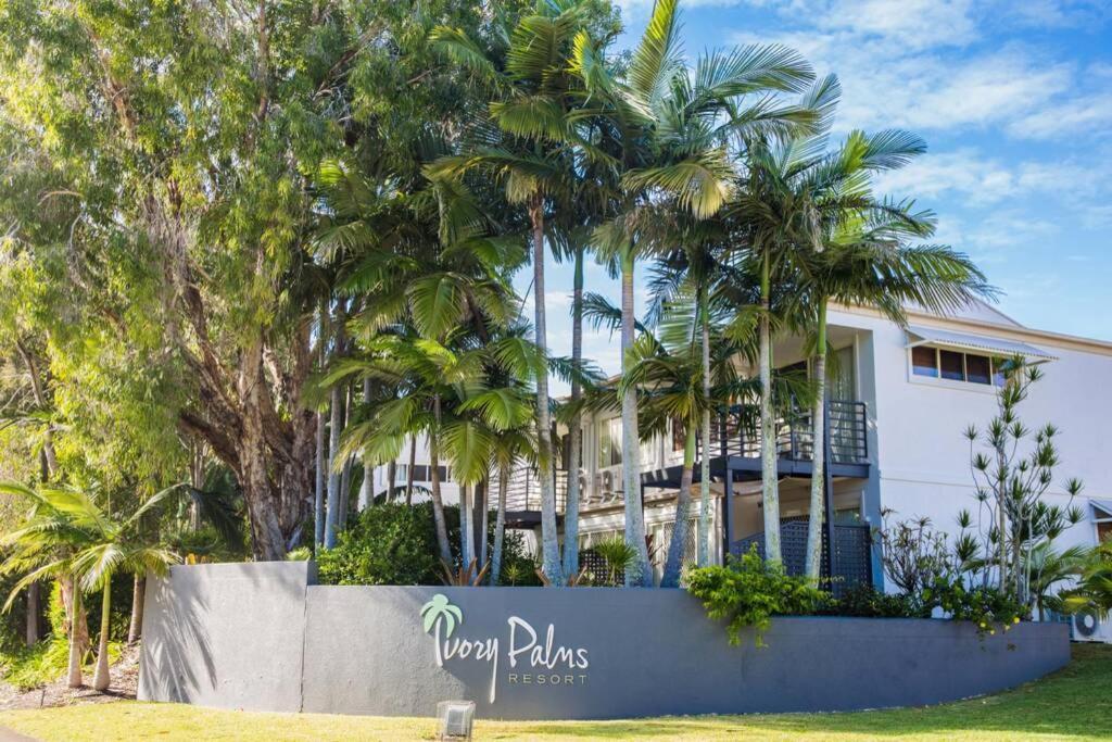 2 Bedroom Ground Level In Tropical 4* Noosaville