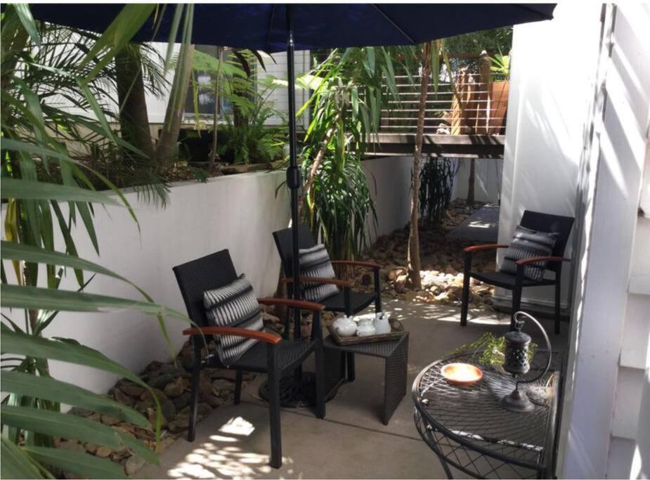 Hidden Oasis - Relaxing Getaway - Private Guest Pool * Sunshine Beach