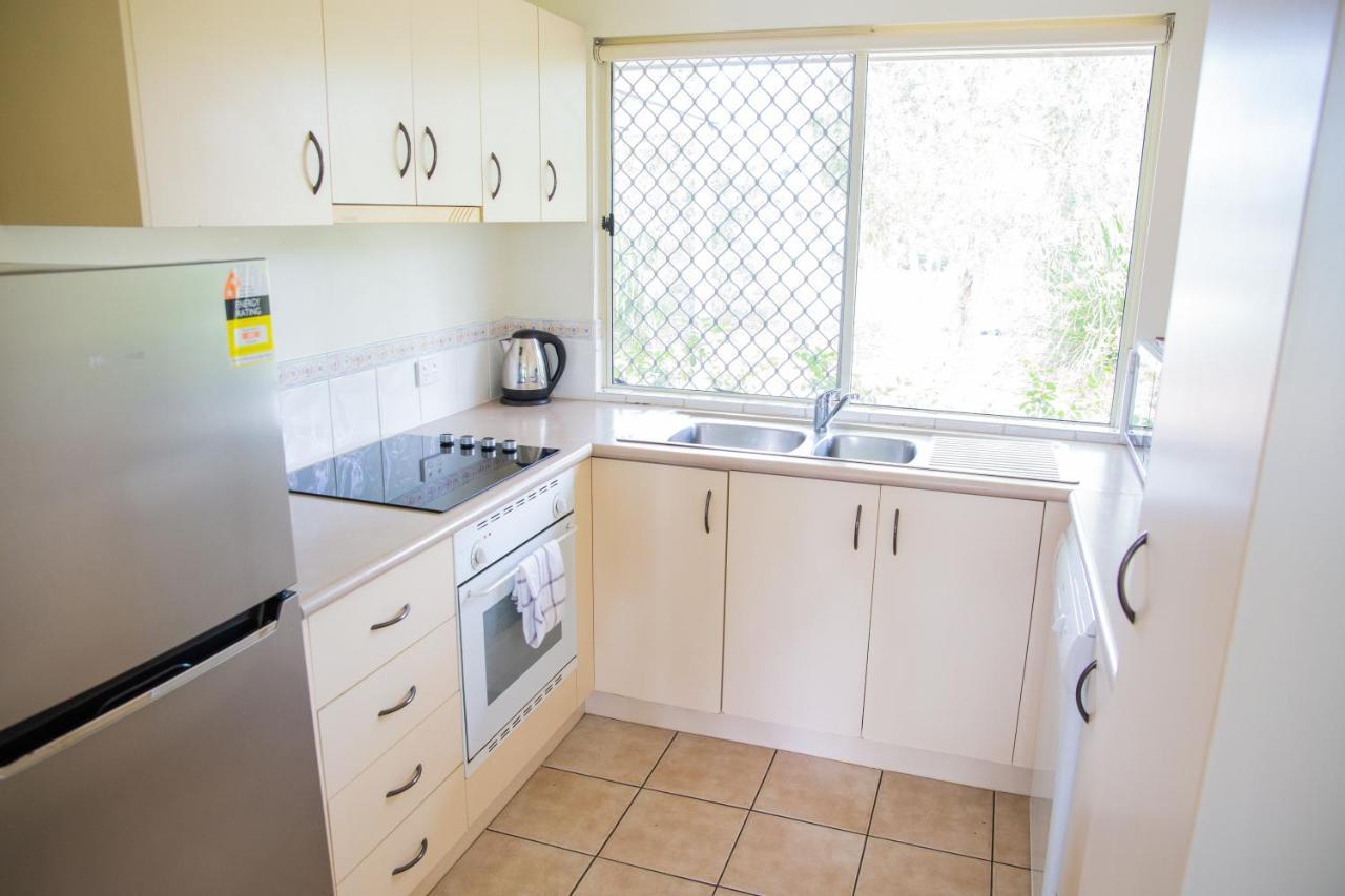 2 Bedroom Ground Level In Tropical 4* * Noosaville