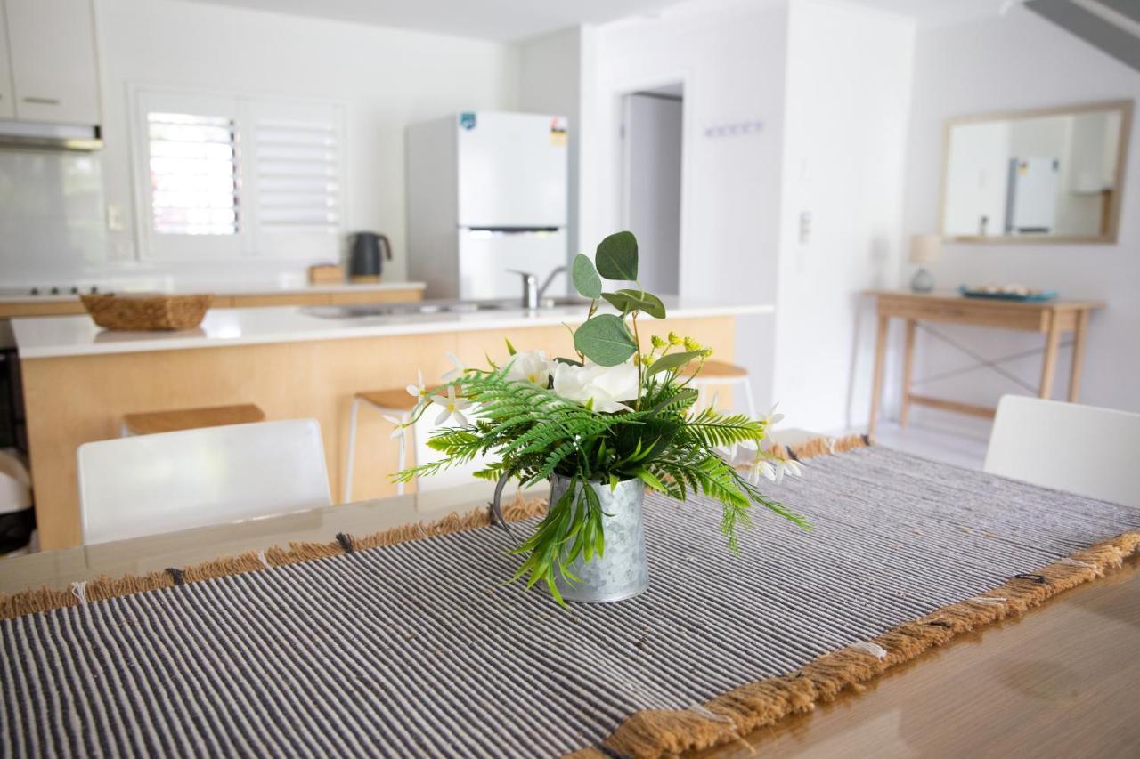 Tropical Getaway In 2 Bedroom Unit In 4 Star Apartment