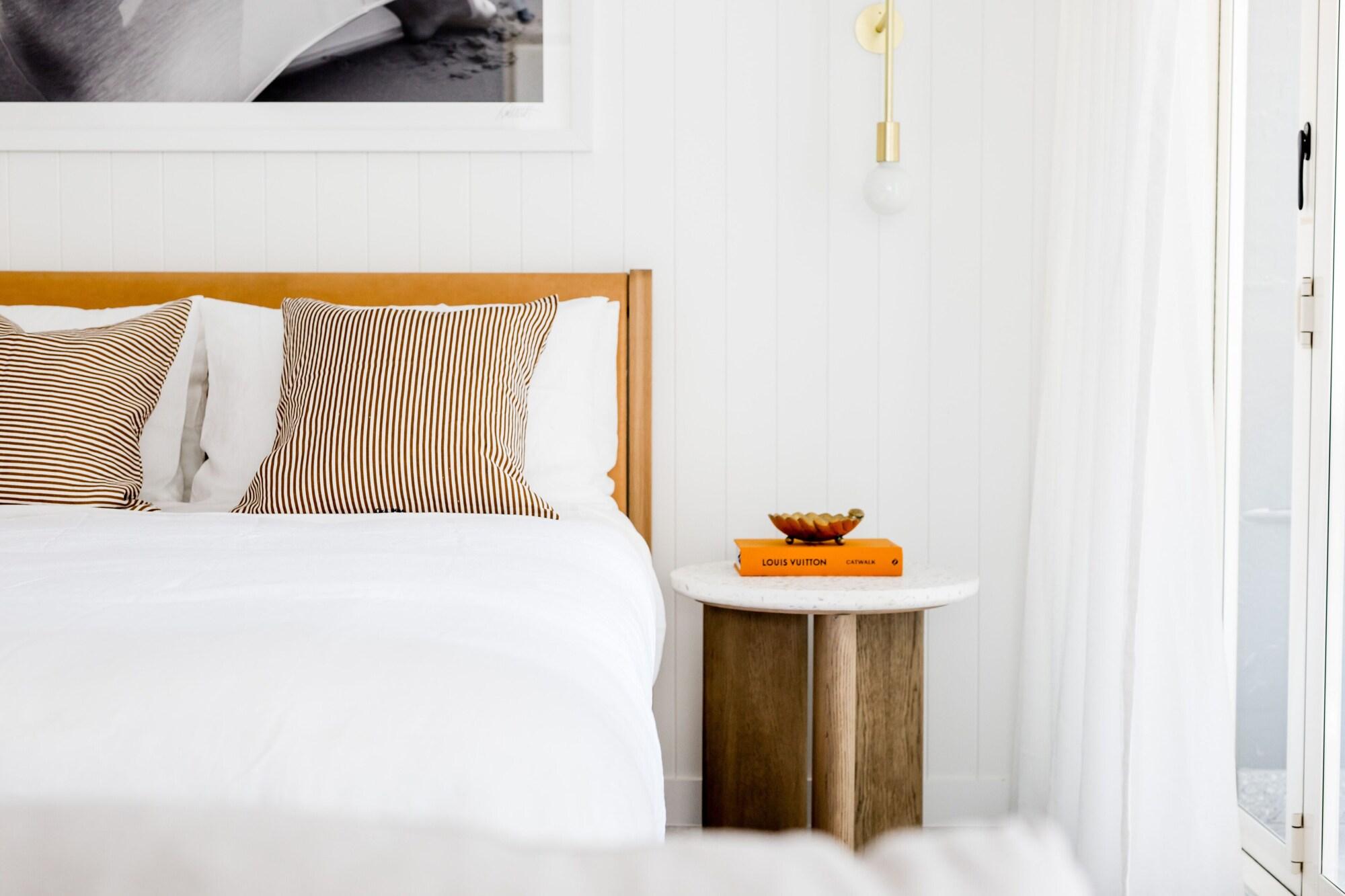 Aparthotel Saks On Hastings 4*