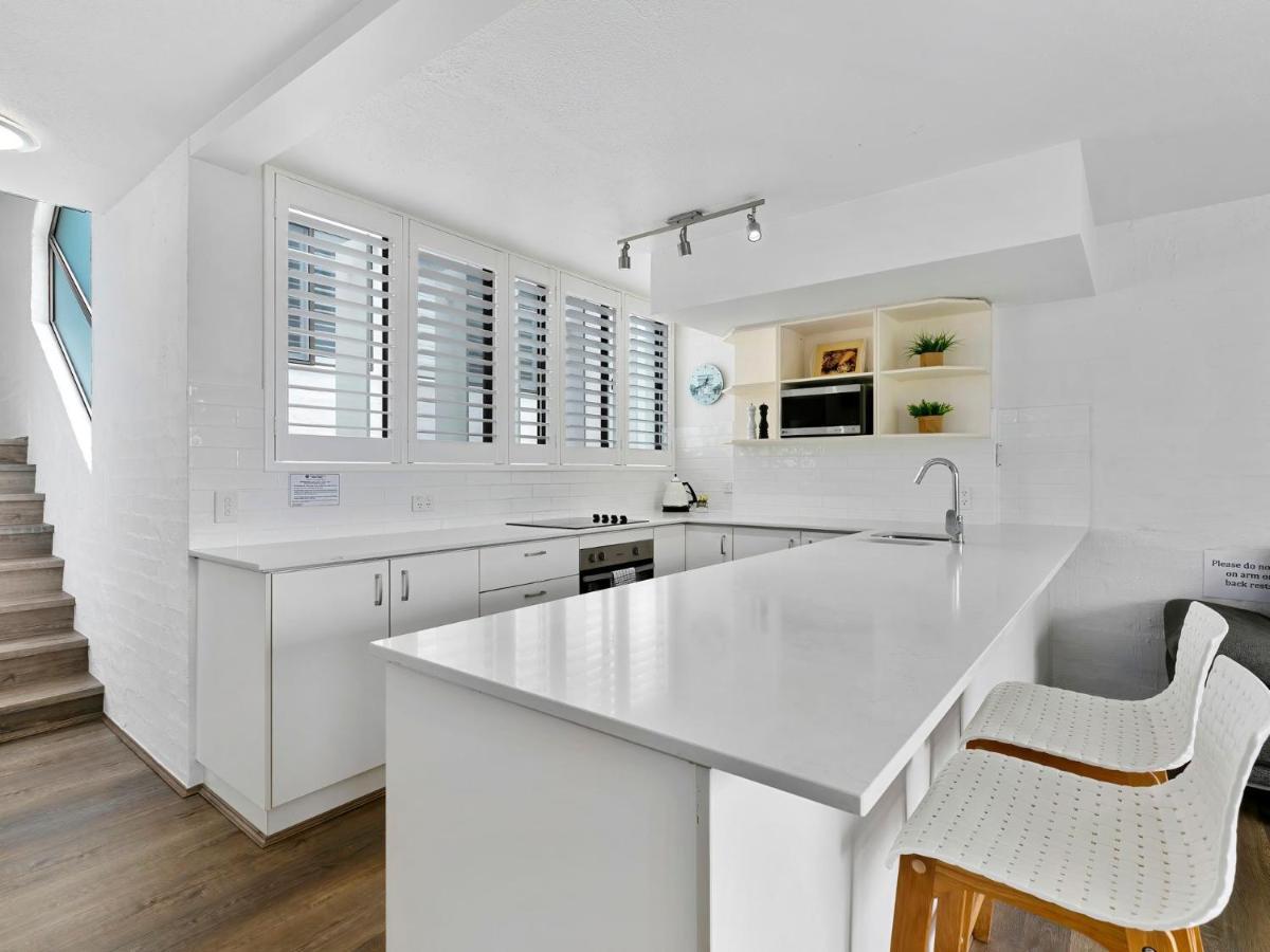 21 1 Quamby Place * Noosa Heads