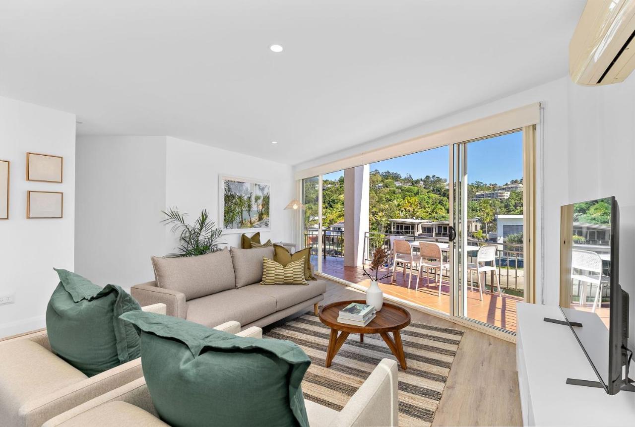 Riverfront 2 Bedroom Penthouse, Steps From Hastings Street - By Noosa Heads