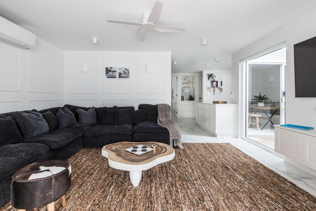 One Marola Is Stylish Privacy In Paradise