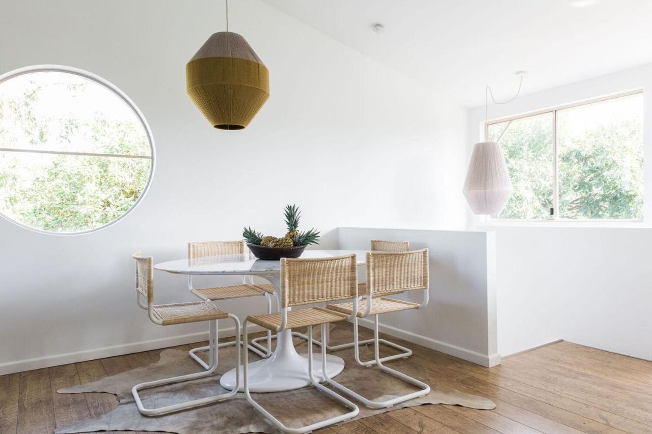 The Retreat Offers Pool And River Views Apartment