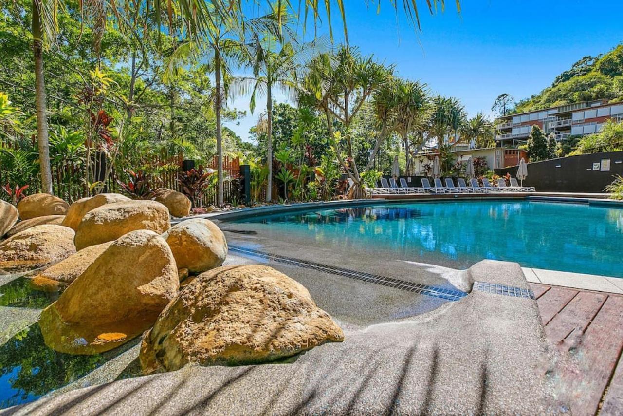 7407 Gorgeous Rainforest Outlook *