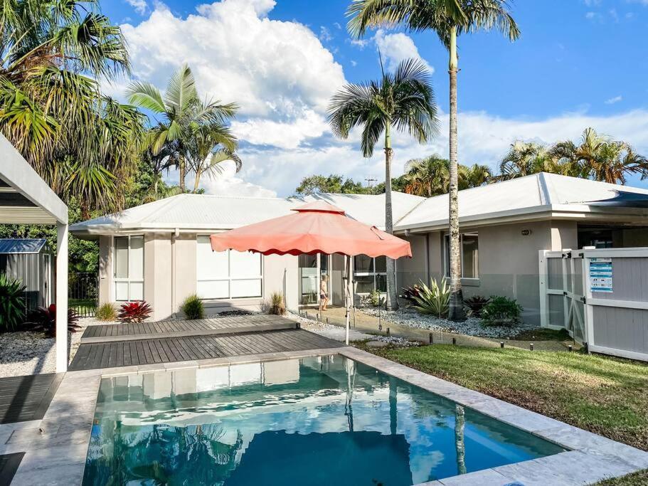 Holiday home Perfect Noosa Pad With Pool *