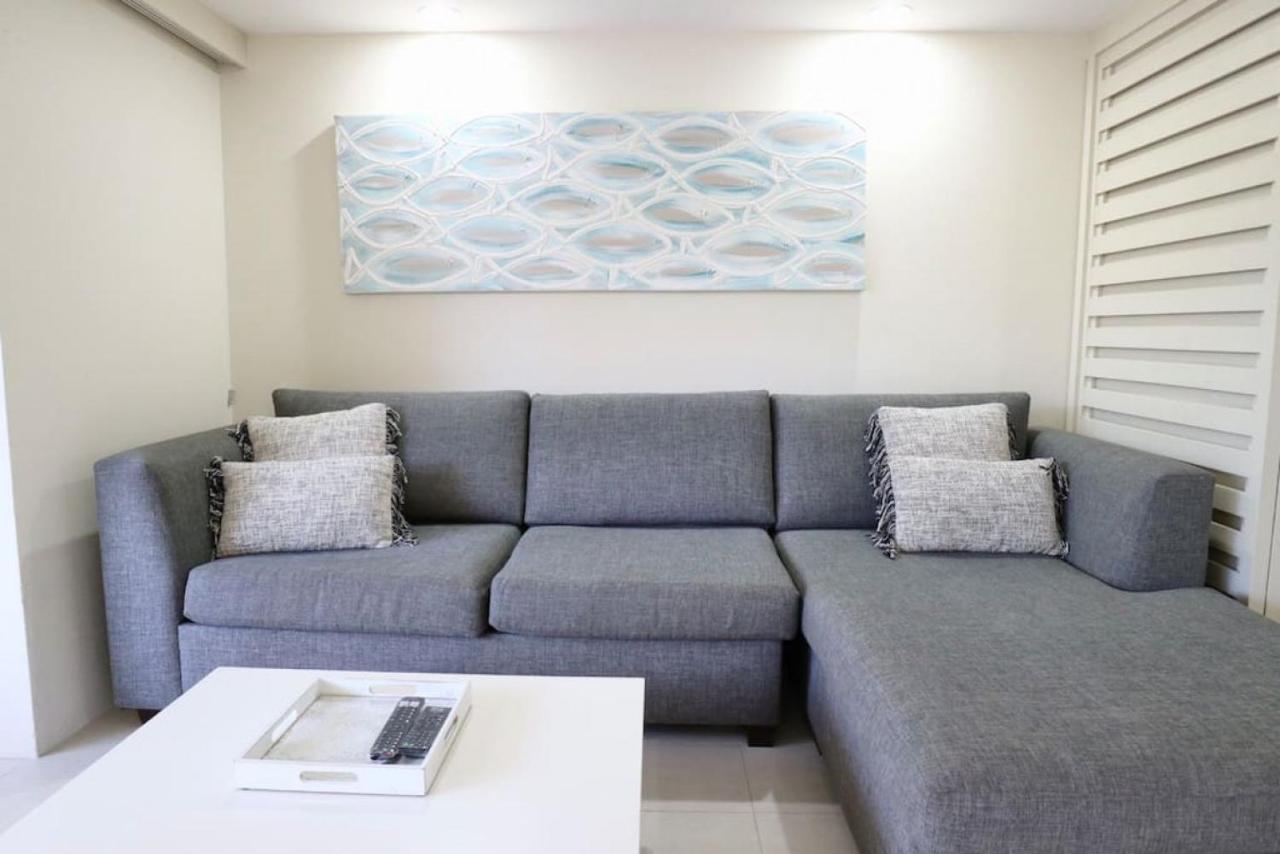 Apartment 124 Hastings Street 2 Bedroom Walk To The Beach Noosa Heads