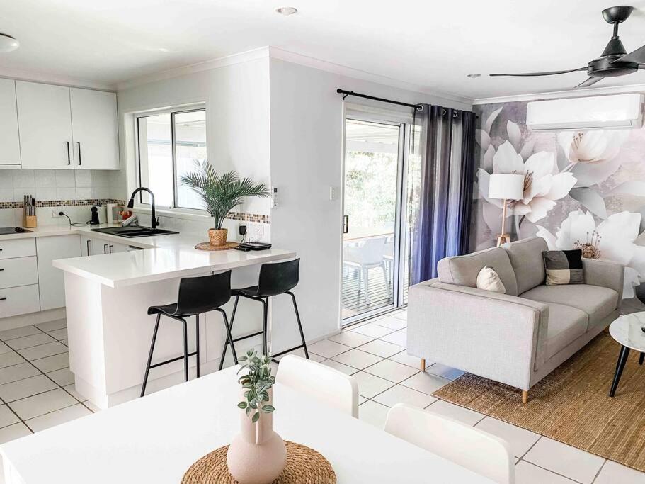 Perfect Noosa Pad With Pool Holiday home