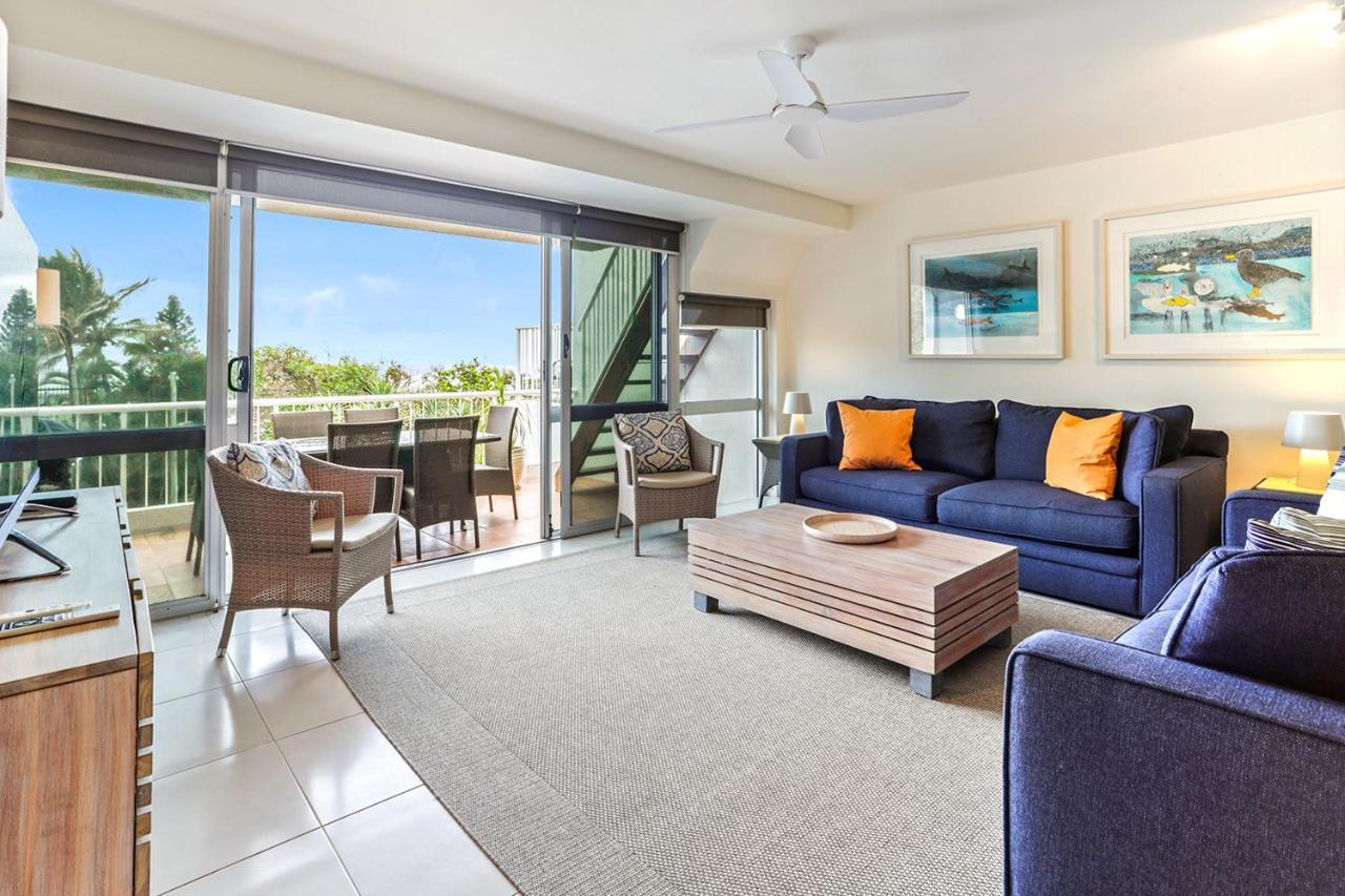 Comfortable & Stylish With Rooftop Apartment