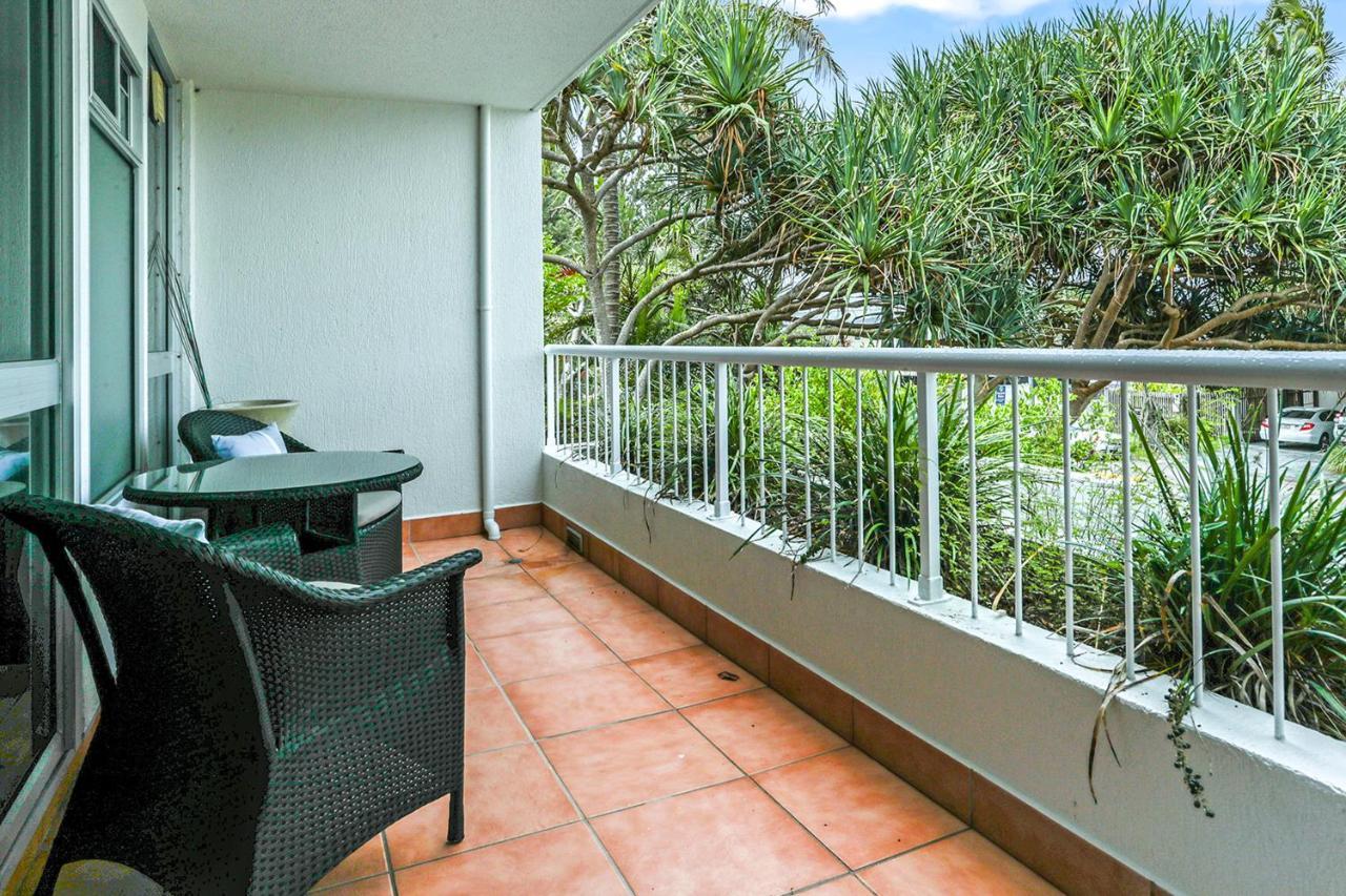 Comfortable & Stylish With Rooftop Sunshine Beach