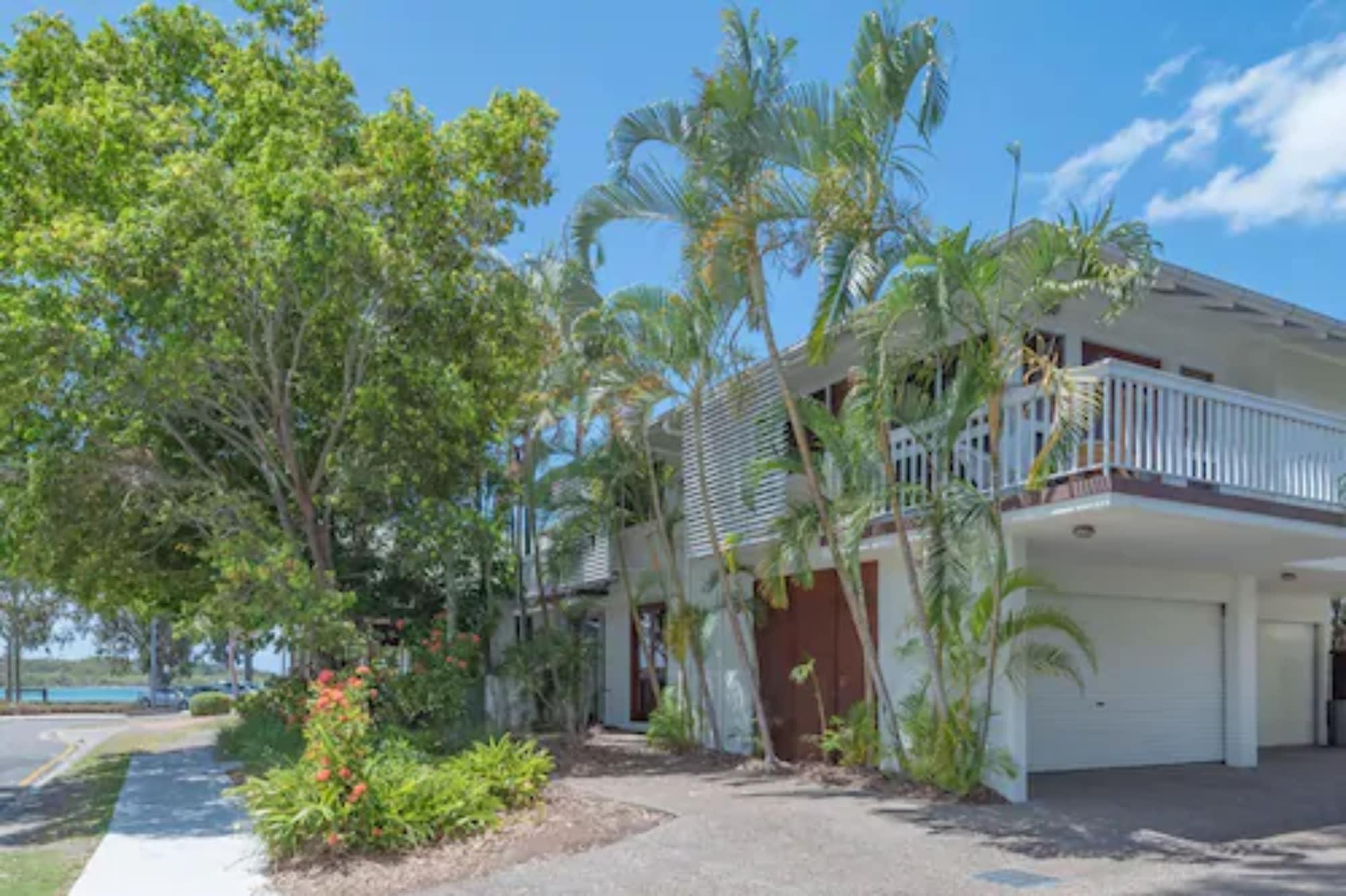 Noosa Outrigger 4*