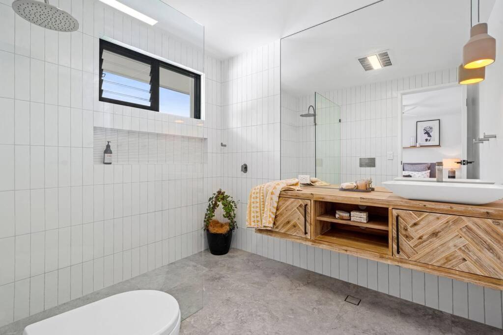 Style On Sound Luxury Noosa Holiday home Noosaville