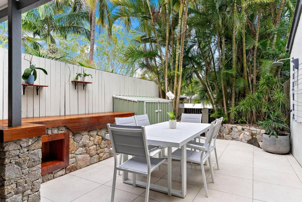 Boutique Townhouse, Walk & River Apartment Noosaville