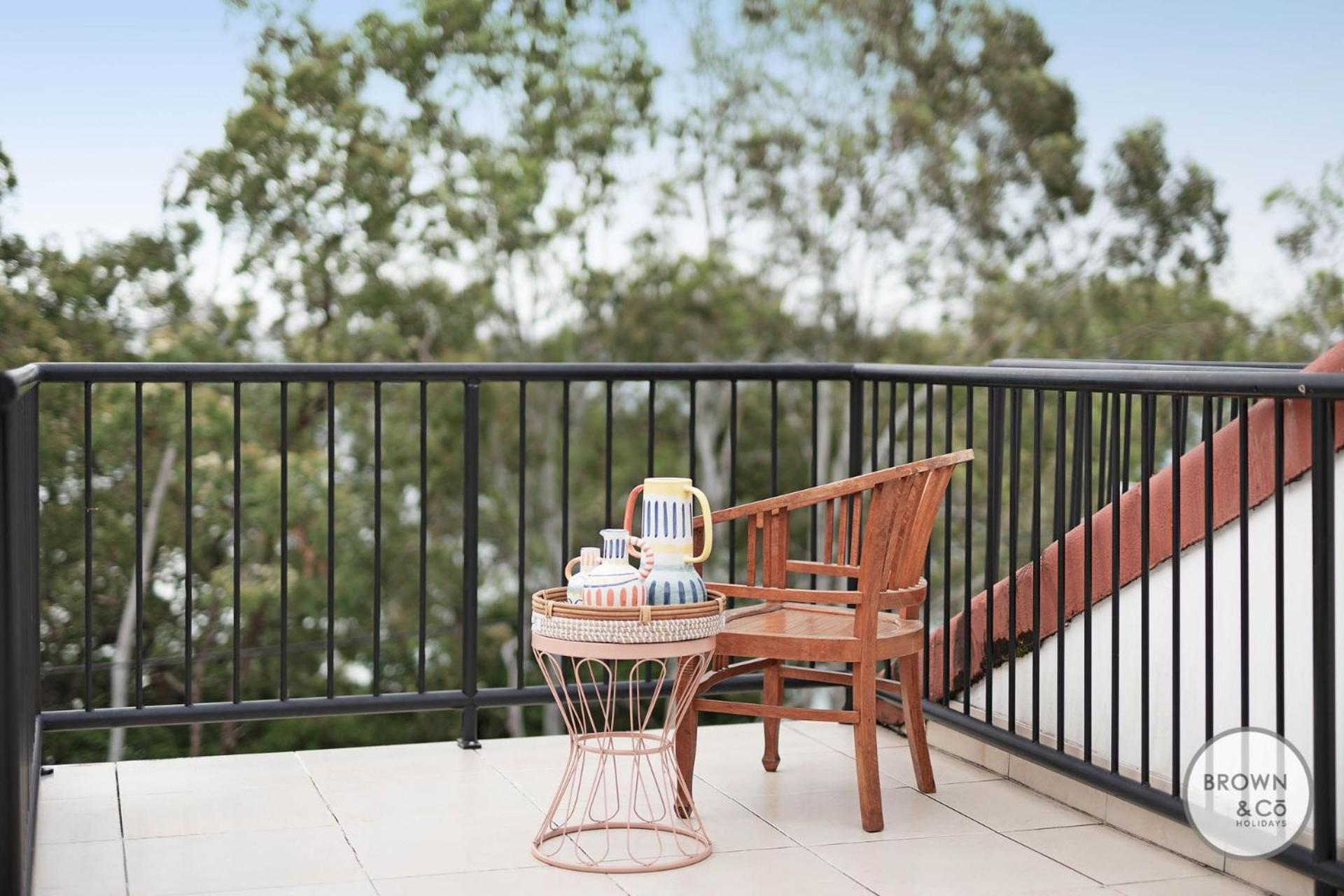 Alice Bayona 7 - Little Cove * Noosa Heads
