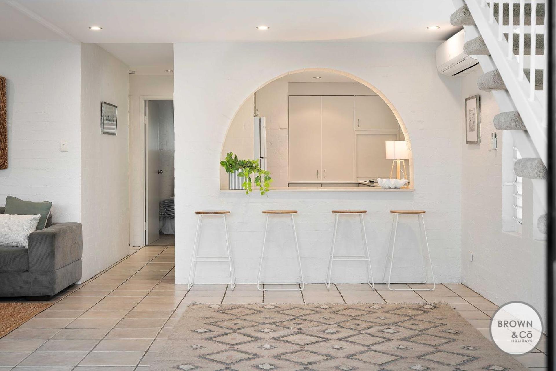 Alice Bayona 7 - Little Cove Apartment *