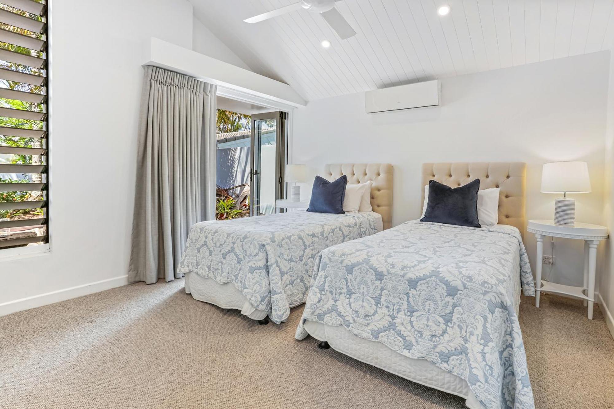 Peaceful & Stylish Retreat, Holiday home Noosa Heads