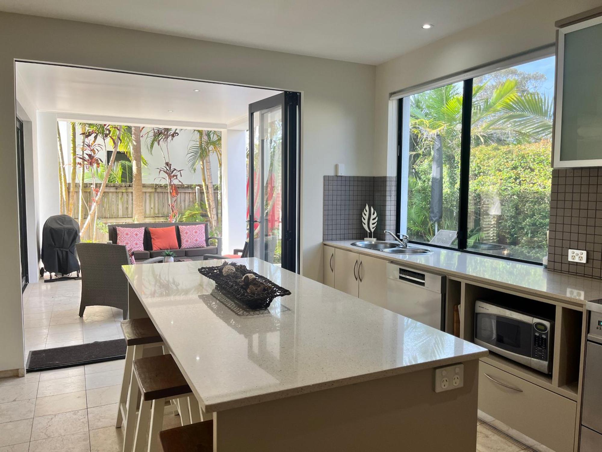 Noosa Village River 3*