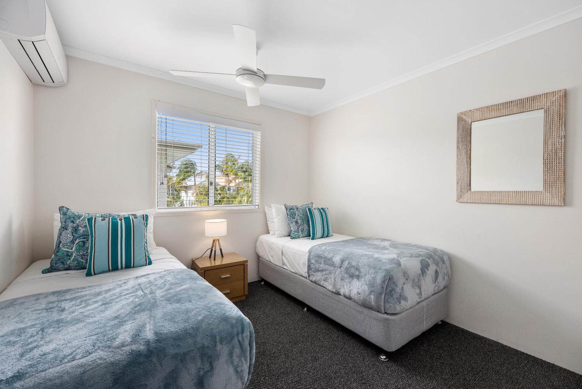 Noosa Outrigger