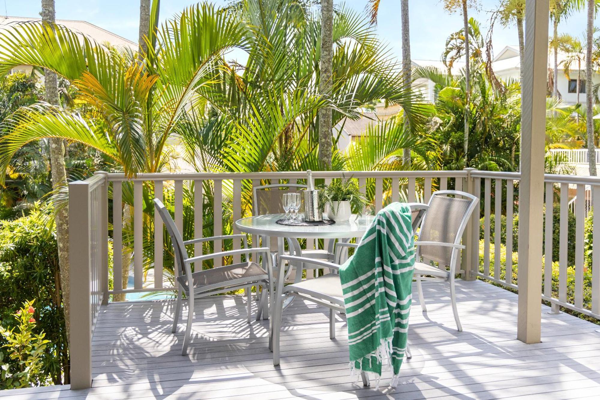 Noosa Outrigger