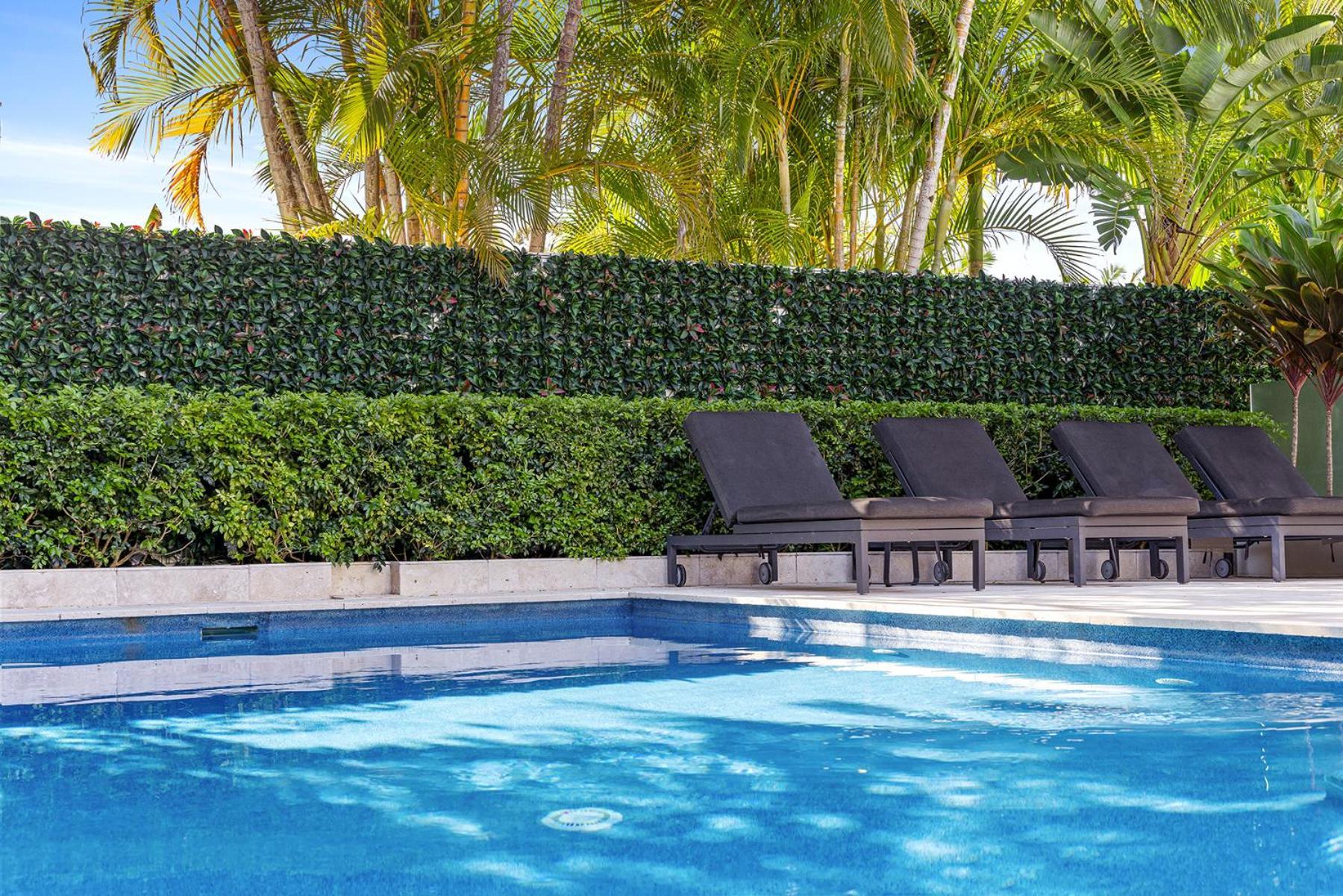 Family & Pet-friendly Luxury Near Hastings St Holiday home Noosa Heads