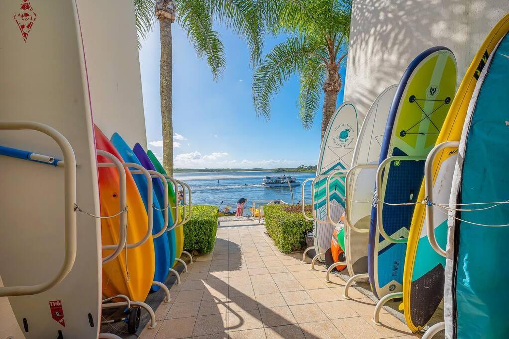 Dreaming In Luxury Beachside Apartment