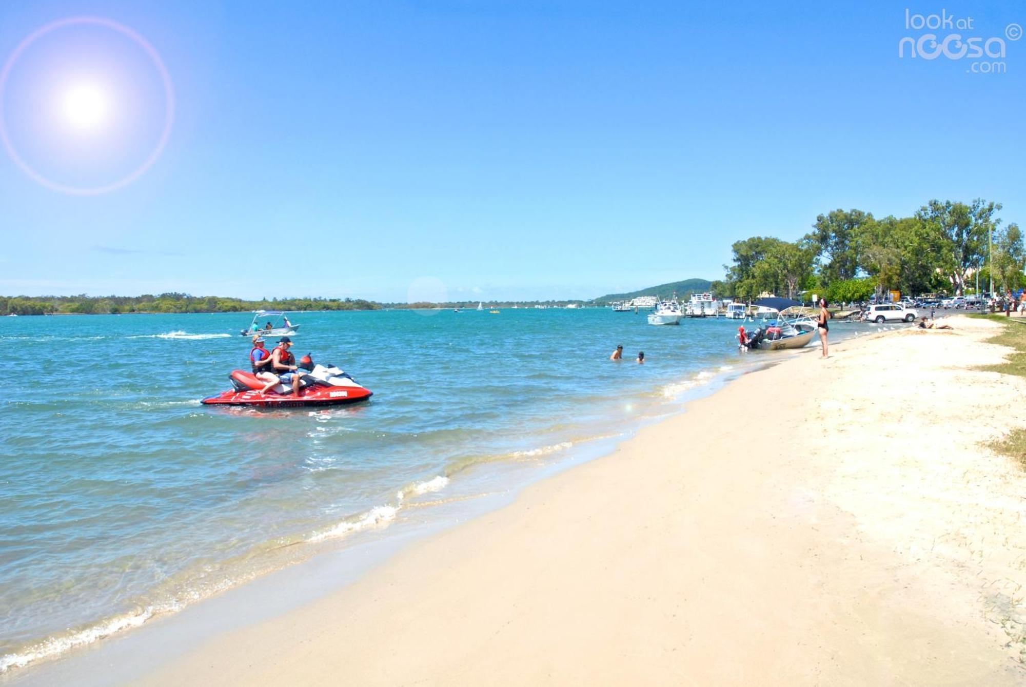 Noosa Village River 3*