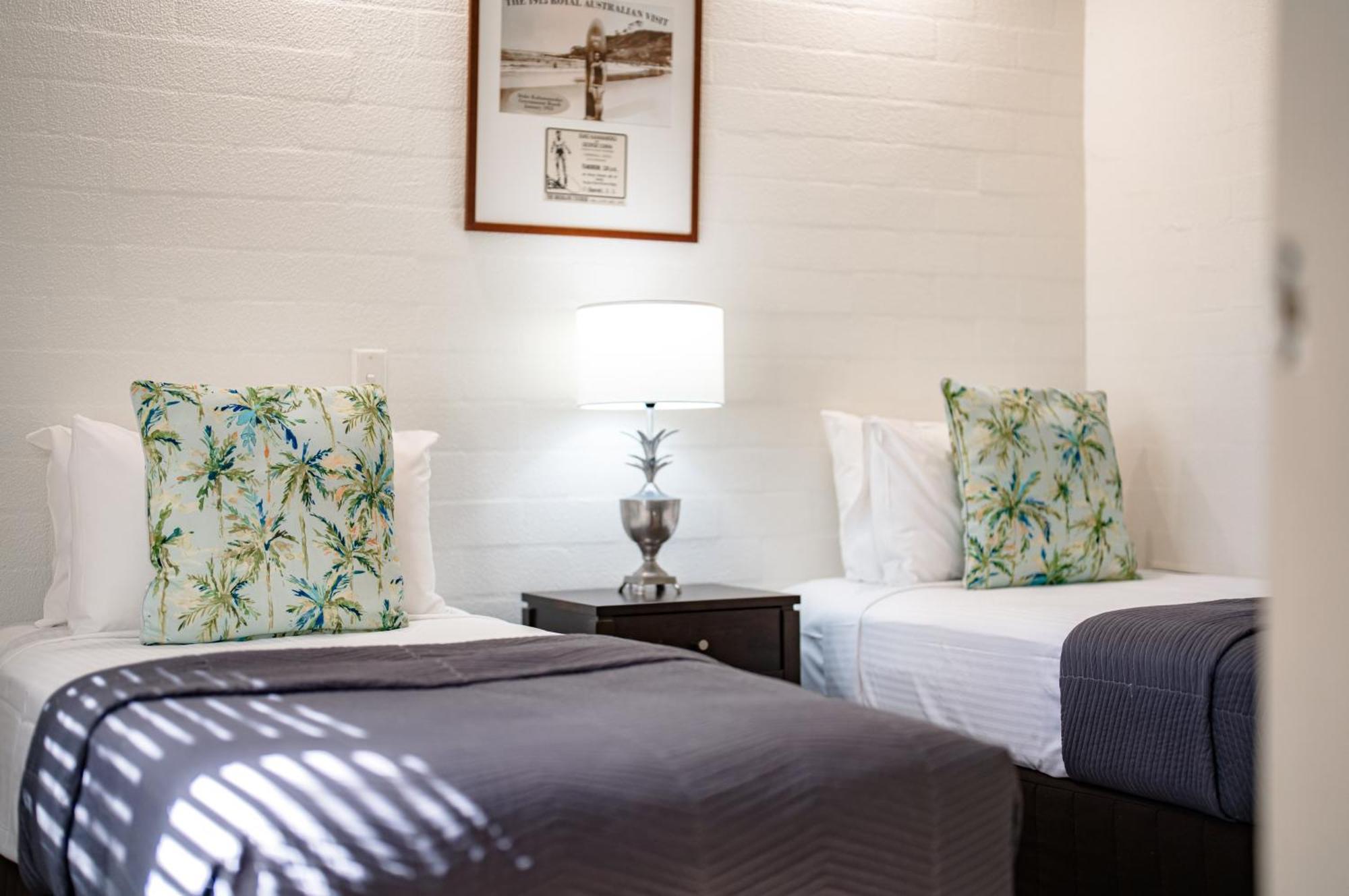 Aparthotel Ocean Breeze 3*