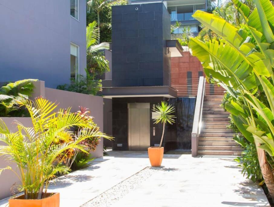 With Stunning Views Unlimited Wifi Apartment Noosa Heads