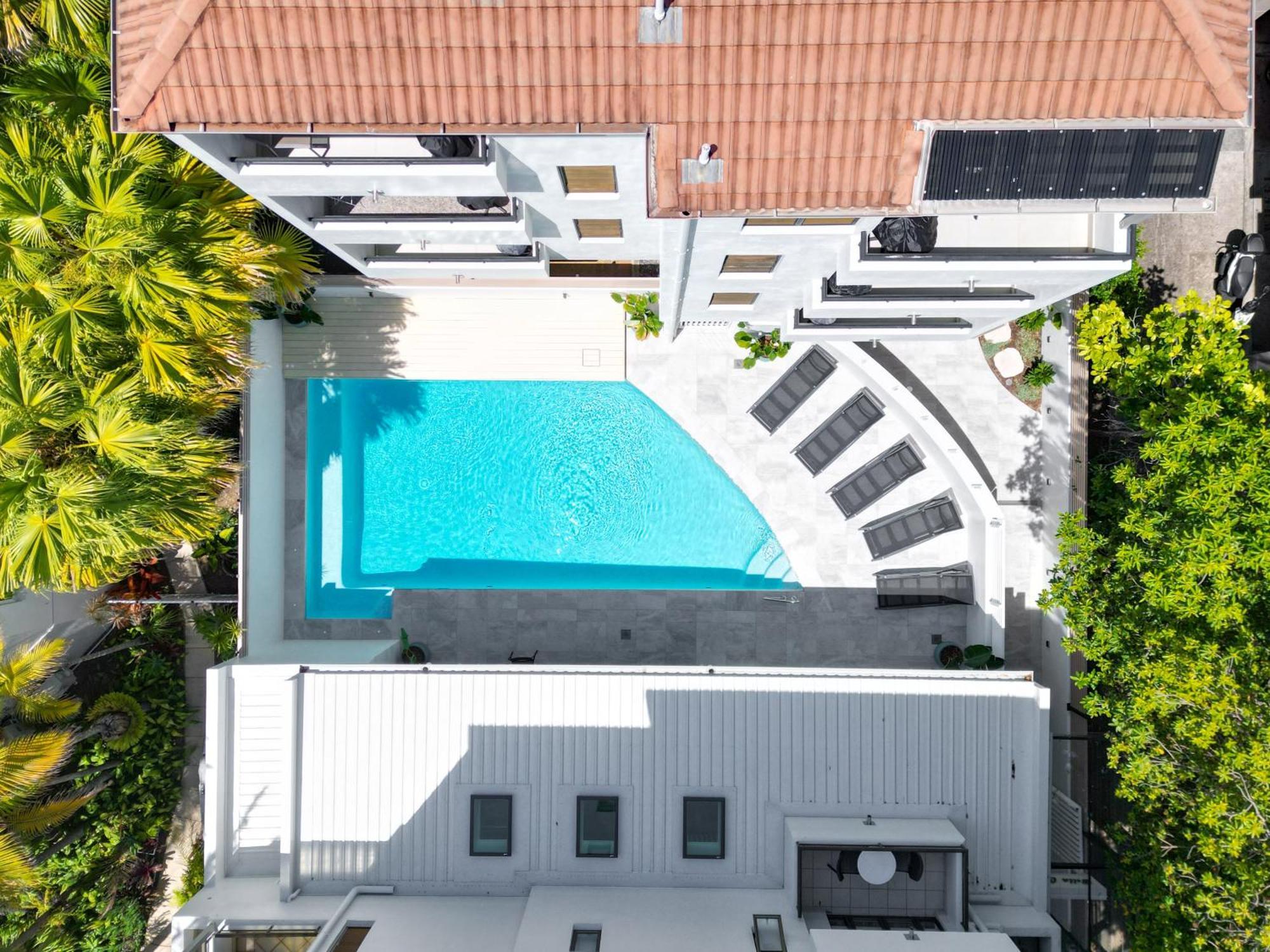 Bella Casa Aparthotel 4*