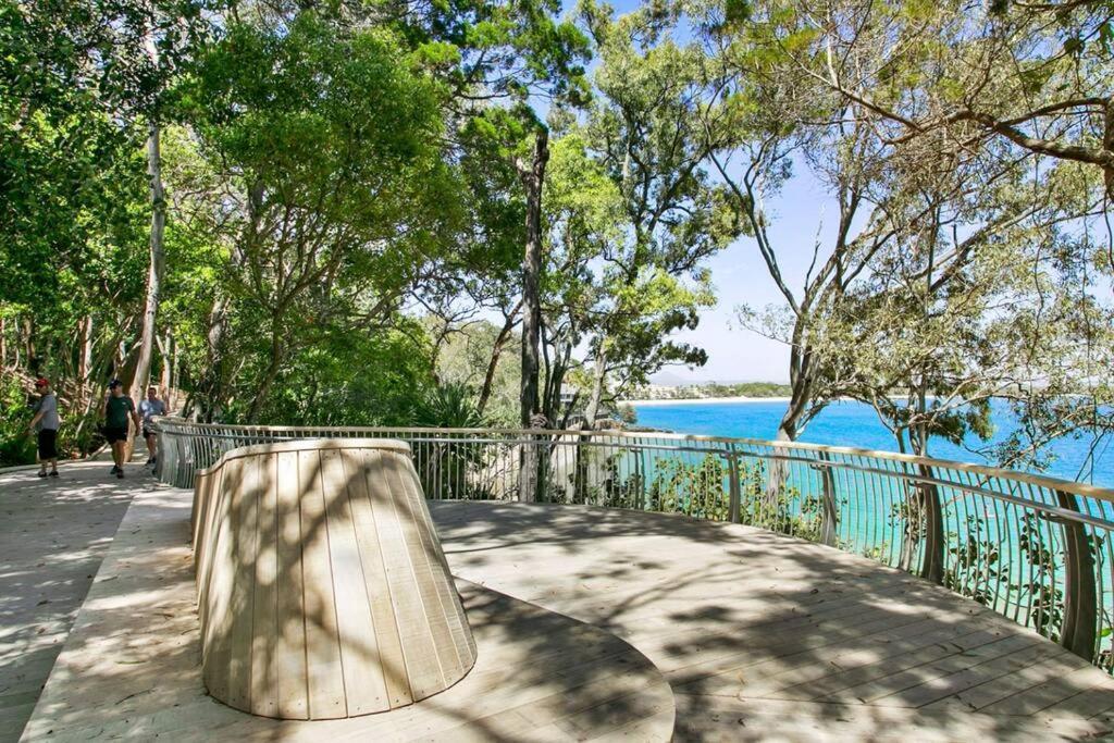 Serenity By The Sea 2-bd Ocean Glimpse, 200m Apartment *
