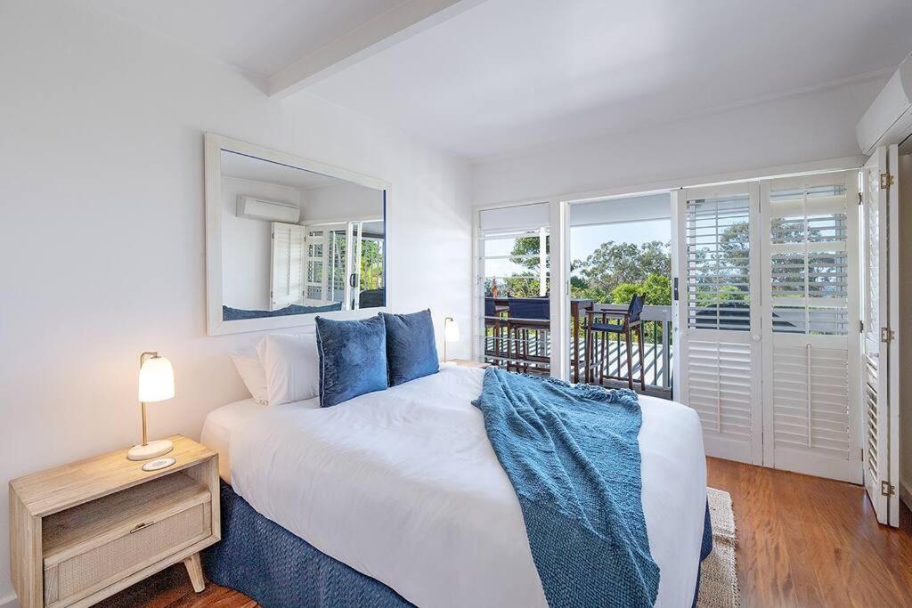 Serenity By The Sea 2-bd Ocean Glimpse, 200m Apartment Noosa Heads