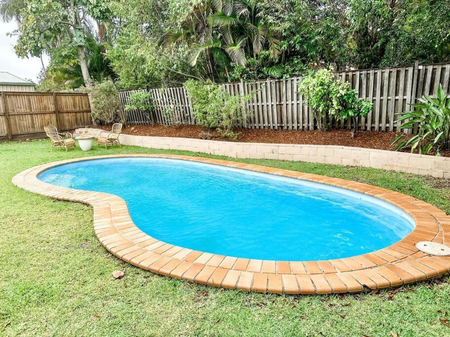 Holiday home Bright And Spacious Noosa Pad With Pool Noosaville