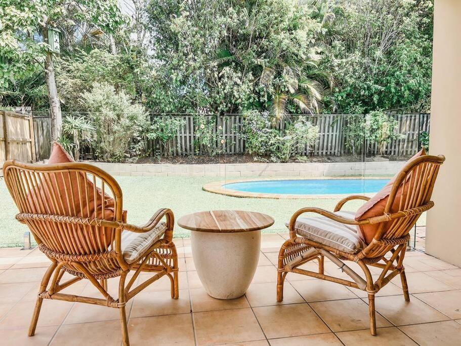Bright And Spacious Noosa Pad With Pool Holiday home Noosaville