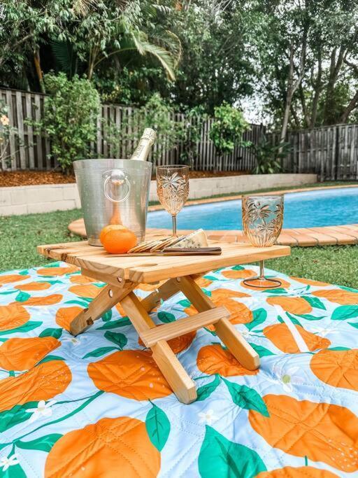 Bright And Spacious Noosa Pad With Pool Holiday home Noosaville