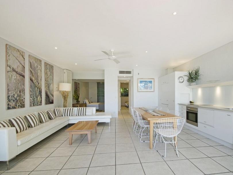 Cove Point 1 Beachside Chic
