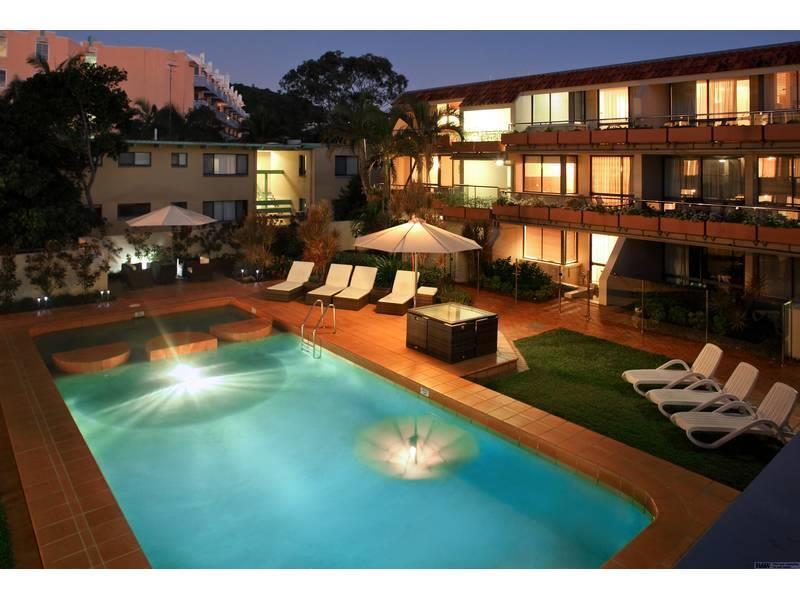 Laguna 4*