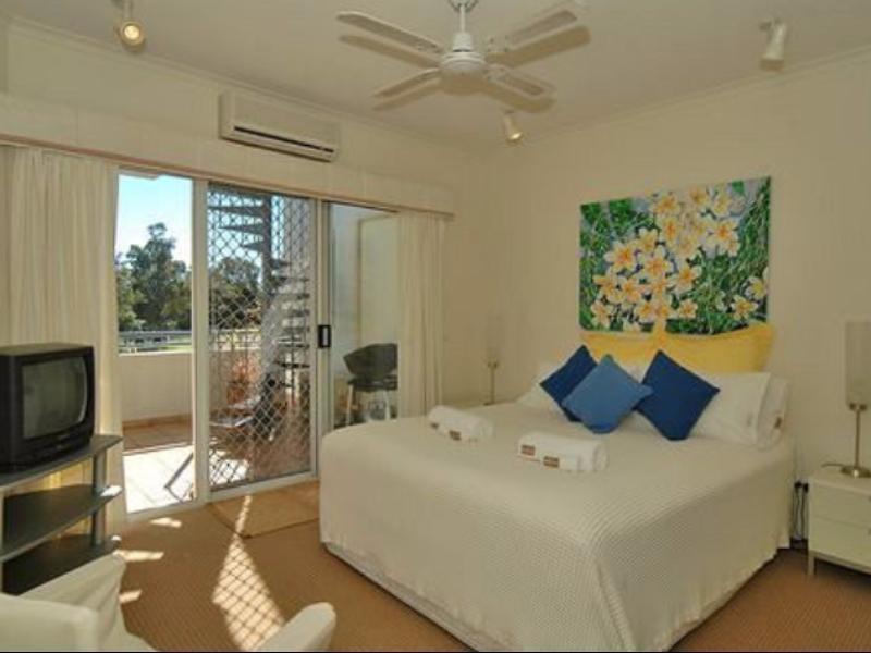 Noosa Riviera Aparthotel 4*