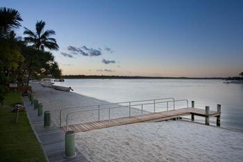 Skippers Cove Waterfront Noosaville