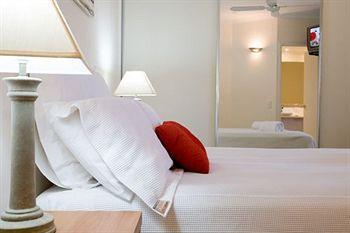 Noosa Riviera Aparthotel 4*