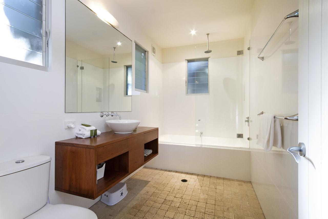 Designer Haven, Pool, Walk To Beach