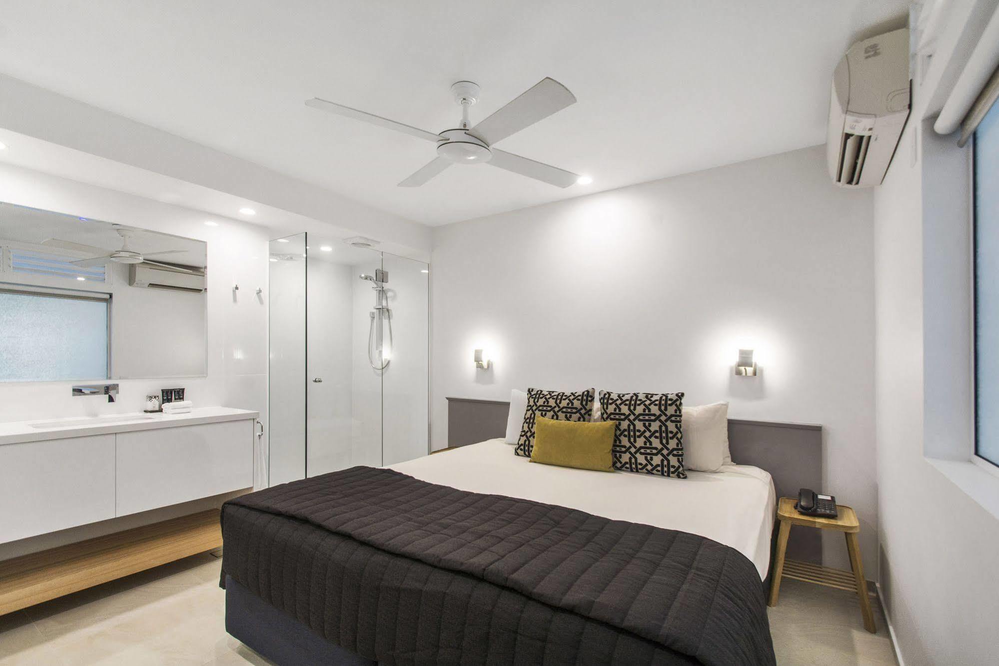Mantra French Quarter Aparthotel 4*